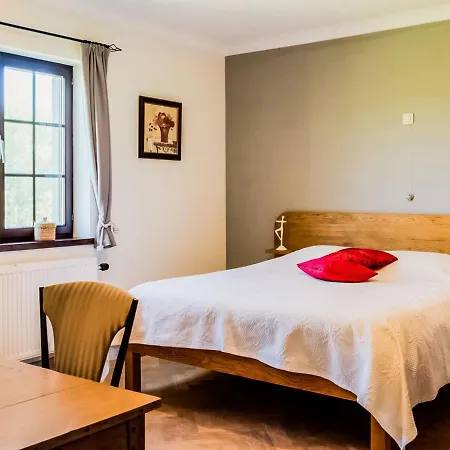 Appealing In Bi Vre With Garden Villa
