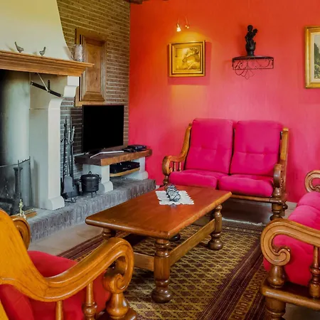 In Biטvre With Garden Villa Bièvre