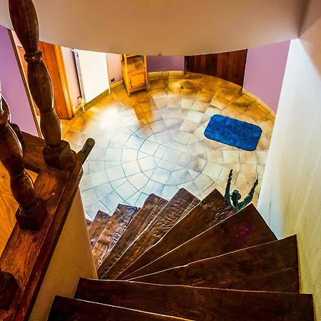 Villa In Biטvre With Garden Bièvre