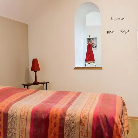 וילה In Biטvre With Garden ביבר