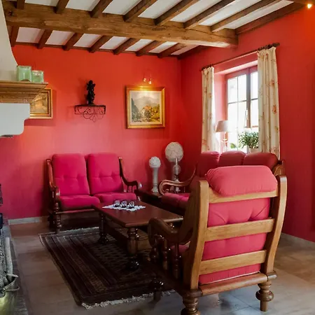 In Biטvre With Garden *