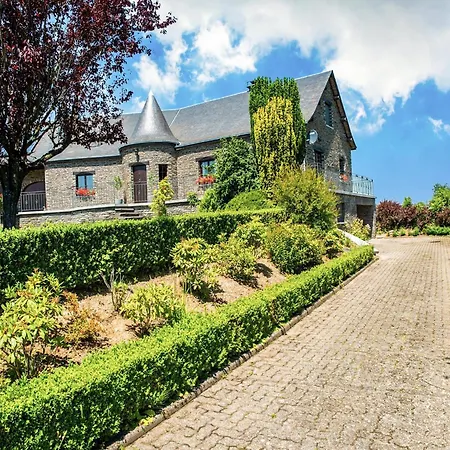 In Biטvre With Garden Villa